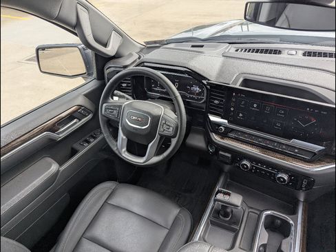 Used 2025 GMC Sierra 1500 Elevation w/ Elevation Premium Package AWD/4WD image 26
