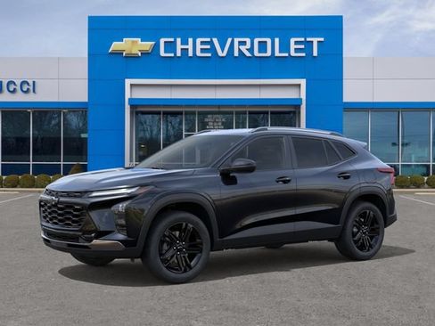 New 2026 Chevrolet Trax ACTIV w/ Driver Confidence Package FWD image 2