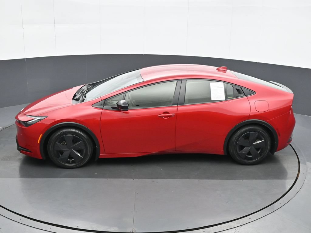 Used 2023 Toyota Prius Prime FWD image 22