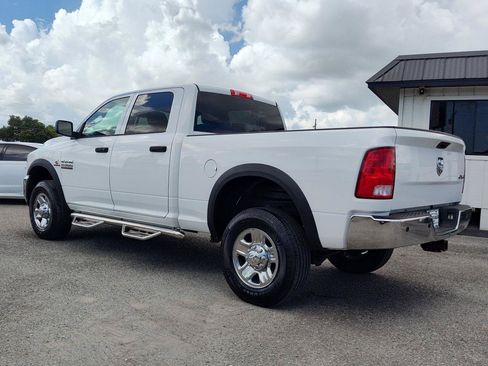 Used 2017 RAM 2500 Tradesman w/ Chrome Appearance Group AWD/4WD image 4