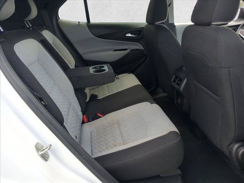 Used 2022 Chevrolet Equinox LS w/ LS Convenience Package FWD image 19