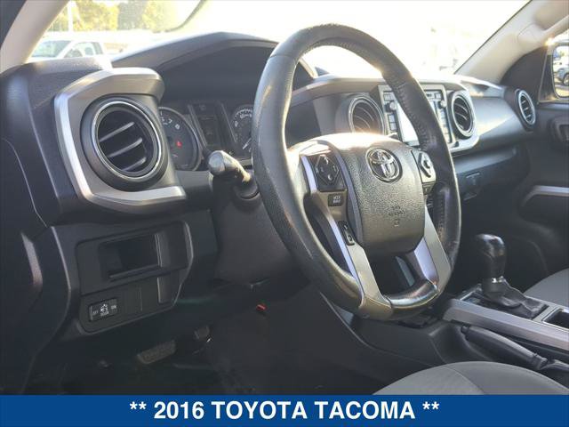 Used 2016 Toyota Tacoma SR5 w/ SR5 Appearance Package (SN) RWD image 12