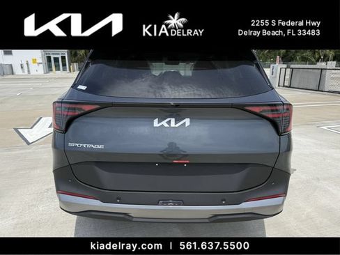 New 2026 Kia Sportage EX FWD image 4