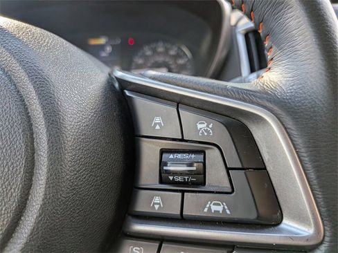 Used 2020 Subaru Crosstrek 2.0i Premium w/ Moonroof Package 2 image 21