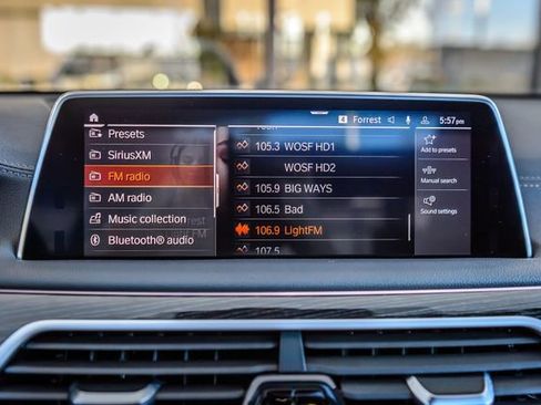 Used 2020 BMW 740i xDrive w/ M Sport Package image 20