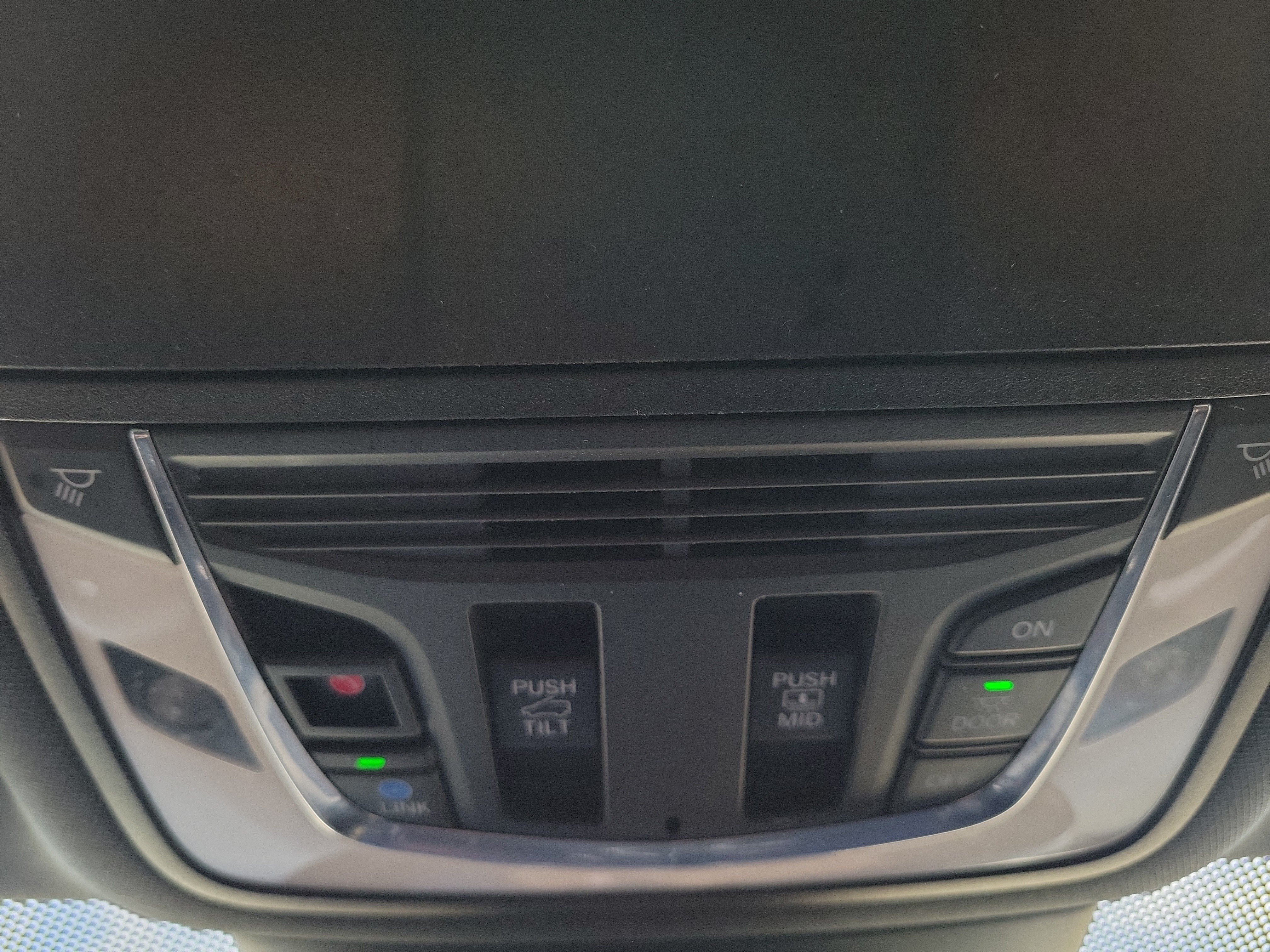 Used 2022 Acura MDX A-Spec AWD/4WD image 31