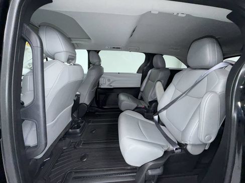 Certified 2025 Toyota Sienna XLE w/ XLE Plus Package AWD/4WD image 13