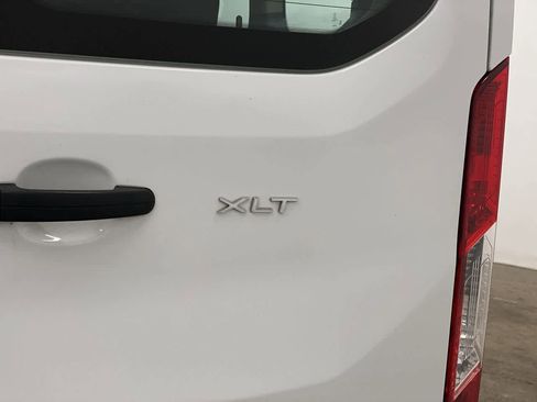 Used 2022 Ford Transit 350 XLT image 11