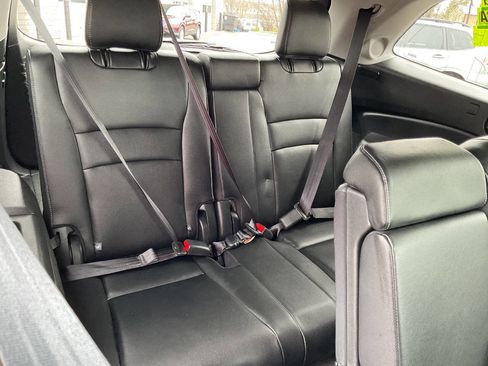Used 2016 Honda Pilot Touring image 45