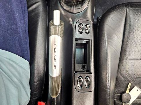 Used 2000 Porsche Boxster image 14