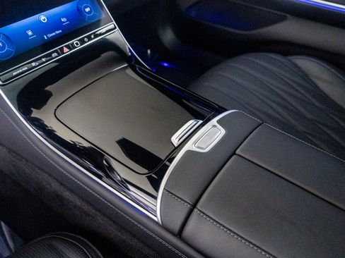 Used 2025 Mercedes-Benz S 63 AMG S w/ AMG Night Package image 43