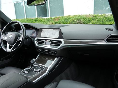 Used 2019 BMW 330i Sedan w/ Premium Package RWD image 7