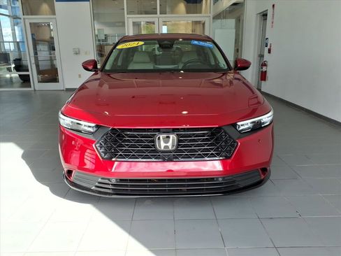Certified 2024 Honda Accord EX-L image 2