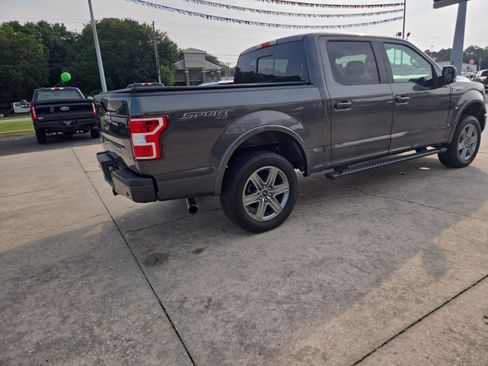 Used 2019 Ford F150 XLT w/ Equipment Group 302A Luxury AWD/4WD image 6