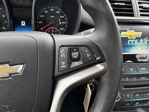 Used 2015 Chevrolet Malibu LT w/ Power Convenience Package image 21