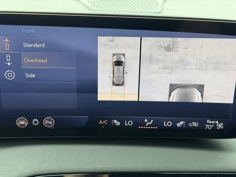 Used 2025 Buick Enclave Preferred image 35