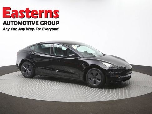 Used 2023 Tesla Model 3 Standard Range RWD image 42