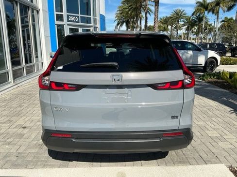 Used 2023 Honda CR-V EX image 5