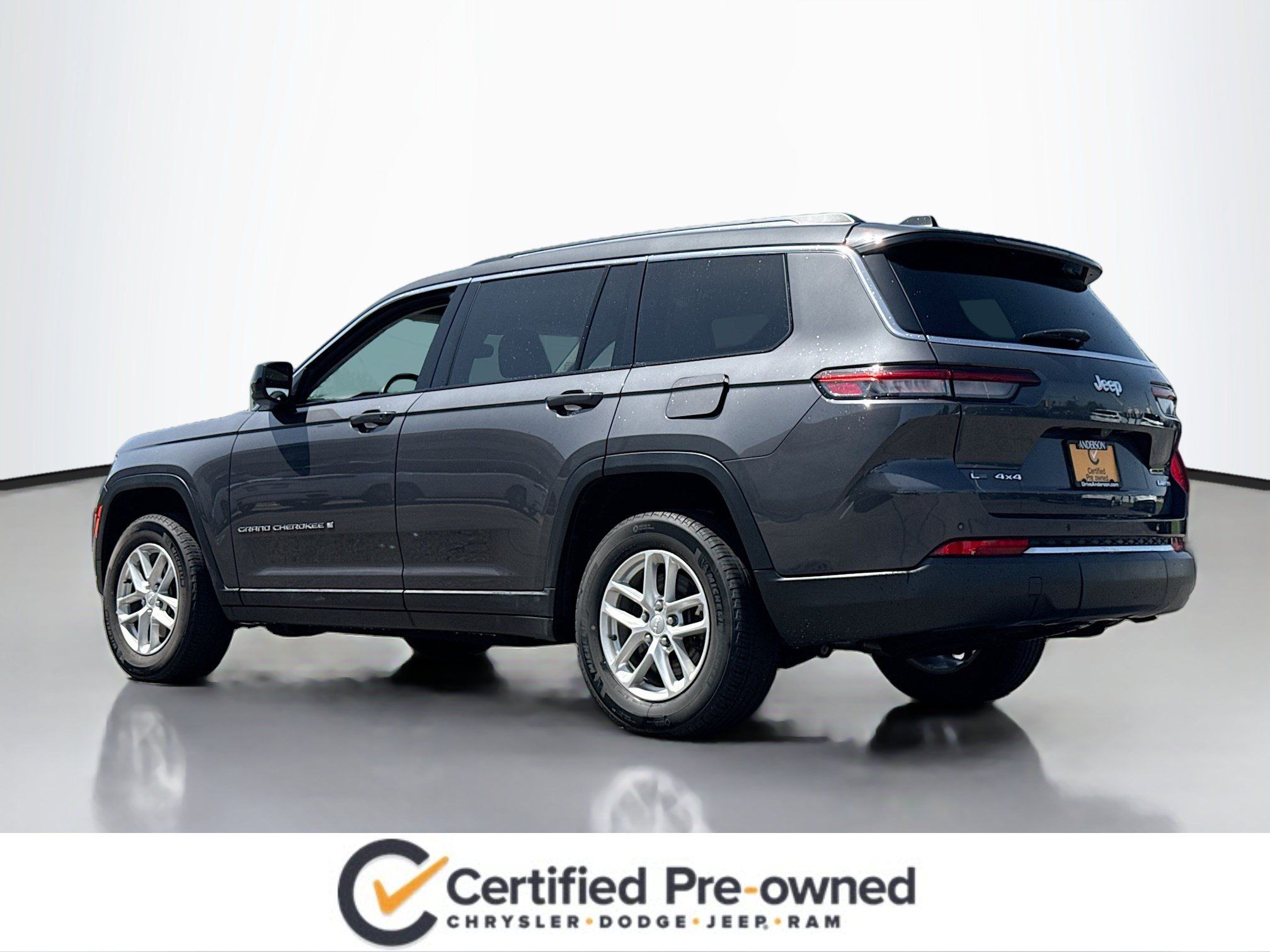 Used 2023 Jeep Grand Cherokee L Laredo w/ Luxury Tech Group I AWD/4WD image 14