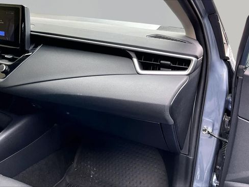 Used 2024 Toyota Corolla LE FWD image 19