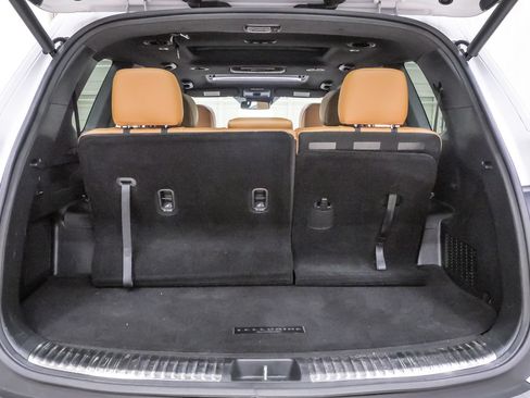 Used 2022 Kia Telluride SX w/ Nightfall Edition Package AWD/4WD image 32