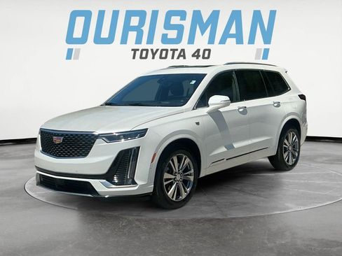 Used 2025 Cadillac XT6 Premium Luxury w/ Platinum Package AWD/4WD image 3