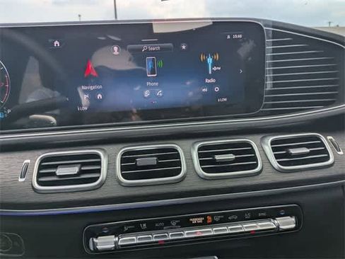 Used 2025 Mercedes-Benz GLE 350 4MATIC image 27