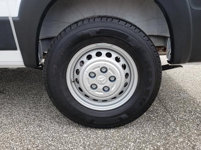 Used 2025 RAM ProMaster 1500 w/ Convenience Group FWD image 9