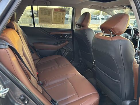 Used 2022 Subaru Outback Touring XT image 11