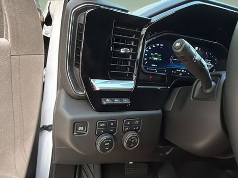 Used 2025 Chevrolet Silverado 2500 LTZ w/ Trail Boss Package AWD/4WD image 21