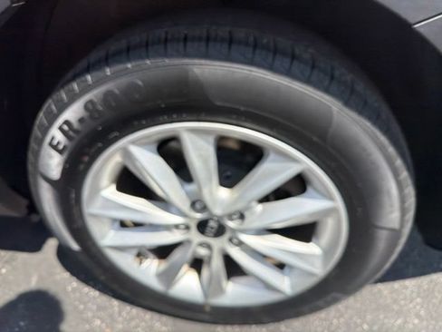 Used 2019 Kia Sorento FWD w/ Option Group 020 image 28