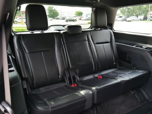 Used 2021 Ford Expedition XLT AWD/4WD image 25