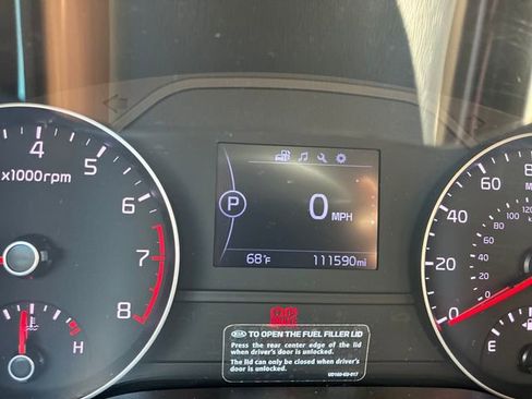 Used 2019 Kia Sportage LX AWD/4WD image 16