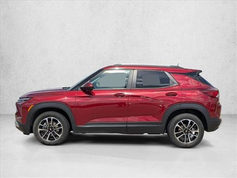 Used 2025 Chevrolet TrailBlazer LT image 8