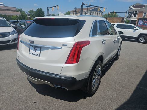 Used 2018 Cadillac XT5 Platinum w/ Driver Assist Package AWD/4WD image 6