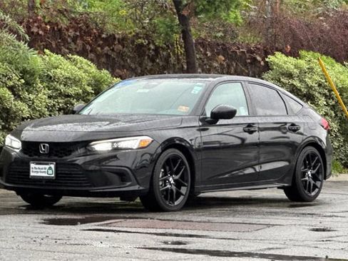 Certified 2024 Honda Civic Sport image 9