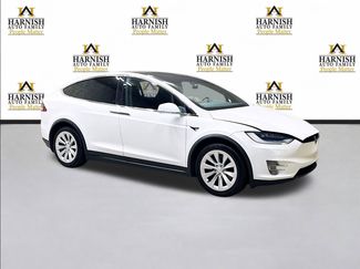 Used 2019 Tesla Model X 75D video 3