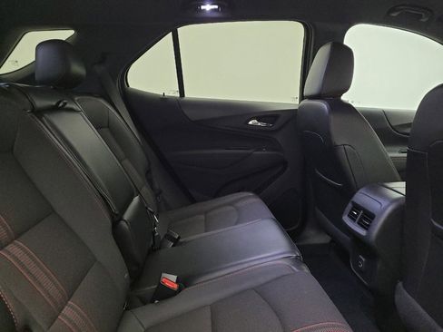 Used 2023 Chevrolet Equinox RS image 19