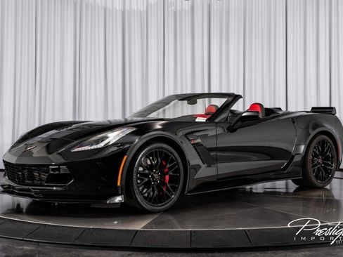 Used 2016 Chevrolet Corvette Z06 w/ 3LZ Preferred Equipment Group image 10