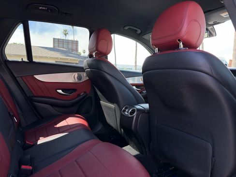 Used 2020 Mercedes-Benz GLC 300 w/ AMG Line image 39