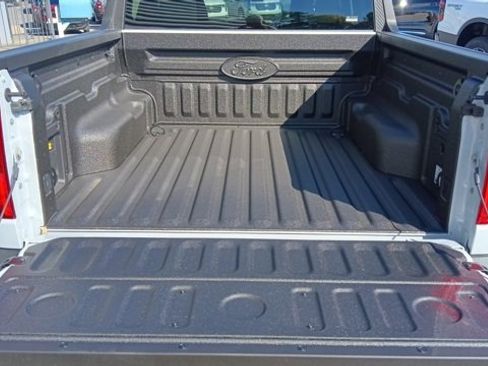 New 2025 Ford Maverick XLT w/ XLT Luxury Package image 25