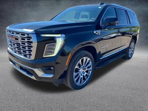 Used 2025 GMC Yukon Denali AWD/4WD image 11