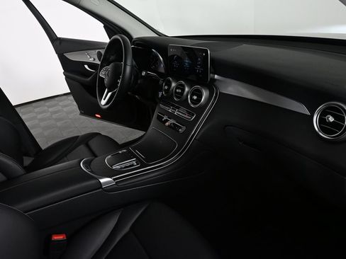 Certified 2022 Mercedes-Benz GLC 300 image 24