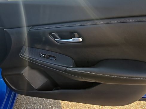 Used 2022 Nissan Sentra SV w/ Trunk Package image 23