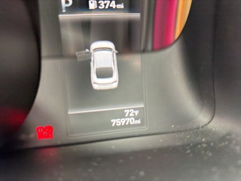 Used 2023 Hyundai Elantra SEL w/ Cargo Package FWD image 2