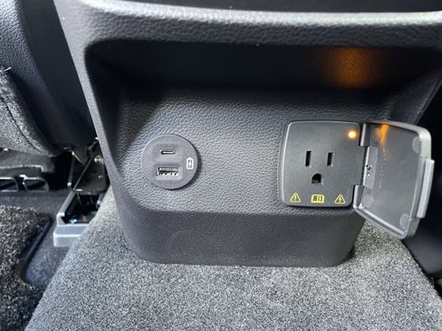 New 2025 Ford Ranger XLT w/ Equipment Group 301A High image 31