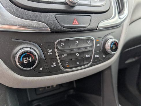 Used 2020 Chevrolet Equinox Premier image 20