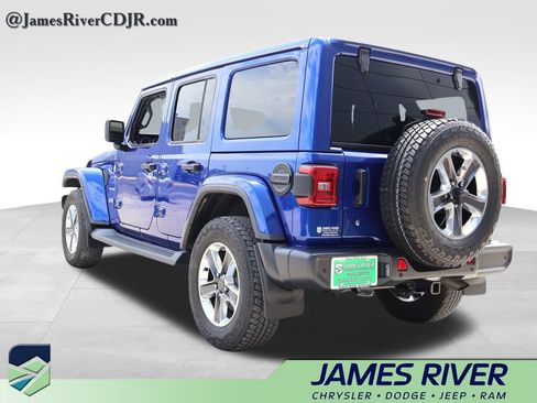 Used 2020 Jeep Wrangler Unlimited Sahara AWD/4WD image 3