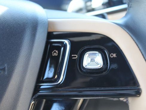 Used 2023 Lincoln Corsair Reserve w/ Equipment Group 201A AWD/4WD image 12