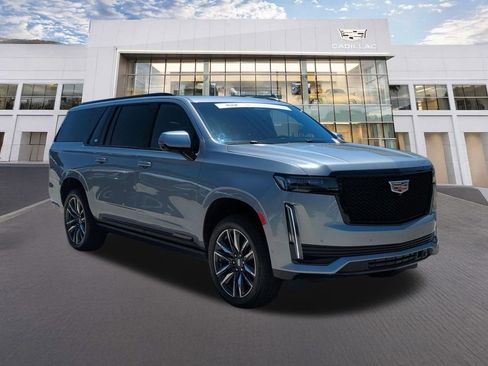 Used 2023 Cadillac Escalade ESV Sport w/ Touring Package AWD/4WD image 3